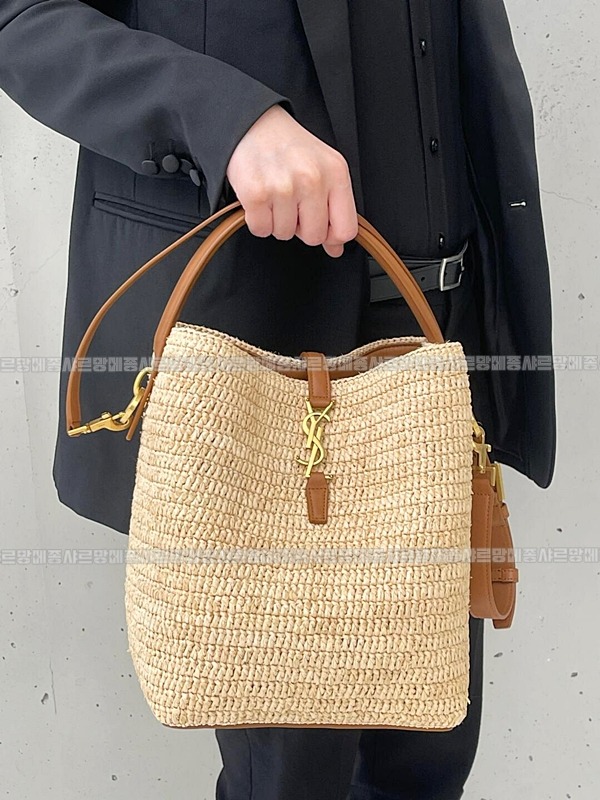 생로랑르37라피아버킷백  20260416-160756-033.jpg