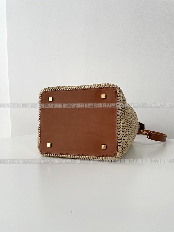 생로랑르37라피아버킷백  20260416-160751-005.jpg