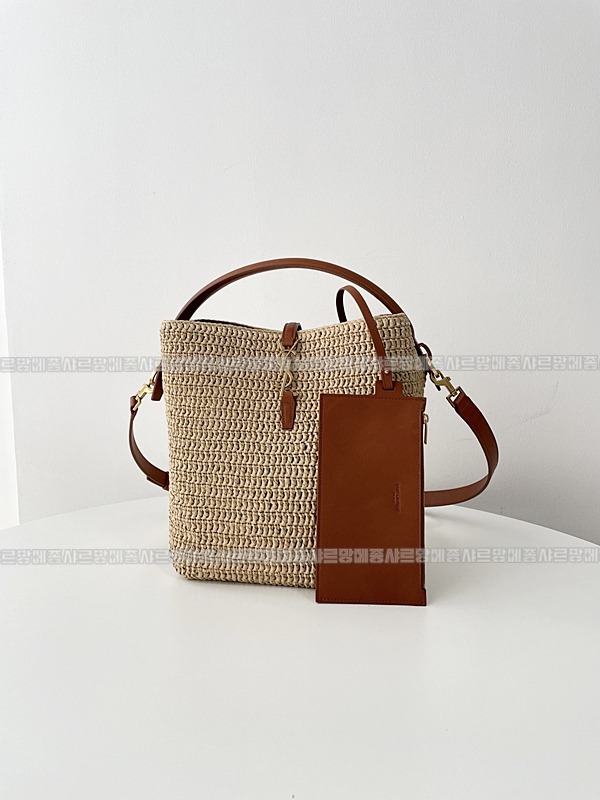 생로랑르37라피아버킷백  20260416-160752-009.jpg