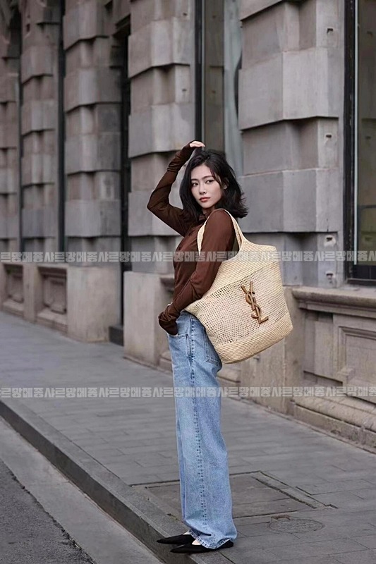 생로랑이카르맥시쇼퍼백  20260416-164949-038.jpg