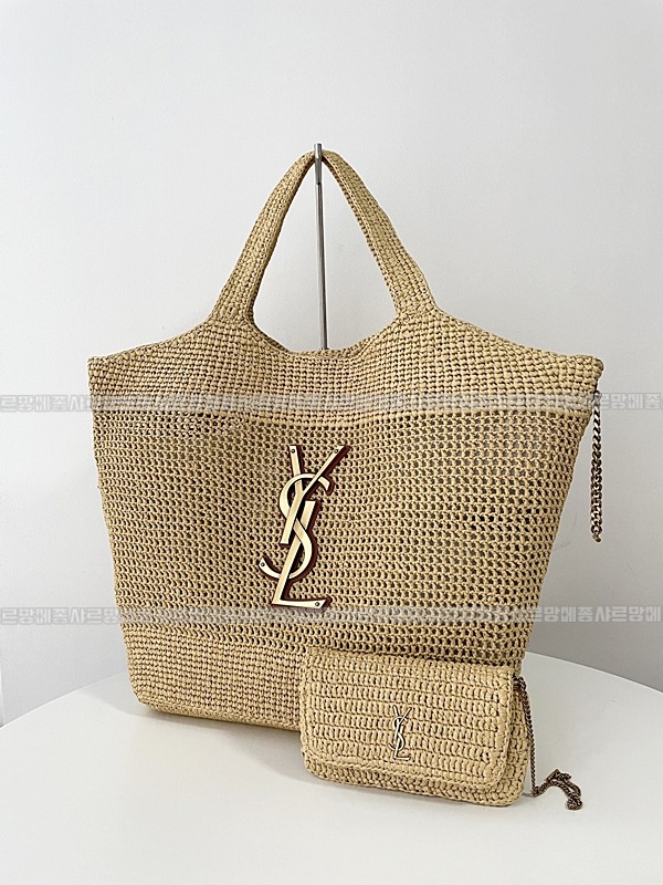 생로랑이카르맥시쇼퍼백  20260416-164943-002.jpg