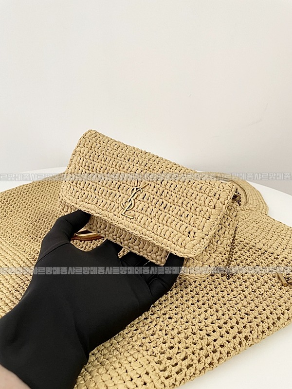 생로랑이카르맥시쇼퍼백  20260416-164946-019.jpg