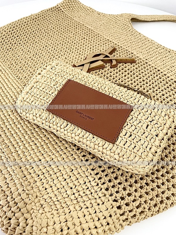 생로랑이카르맥시쇼퍼백  20260416-164946-021.jpg