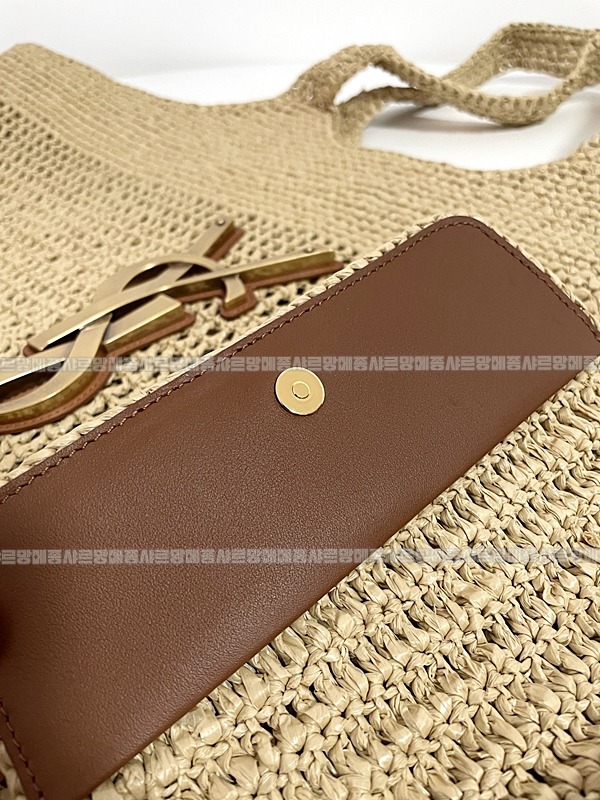 생로랑이카르맥시쇼퍼백  20260416-164947-023.jpg