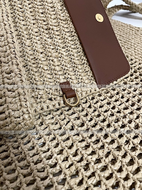 생로랑이카르맥시쇼퍼백  20260416-164947-026.jpg