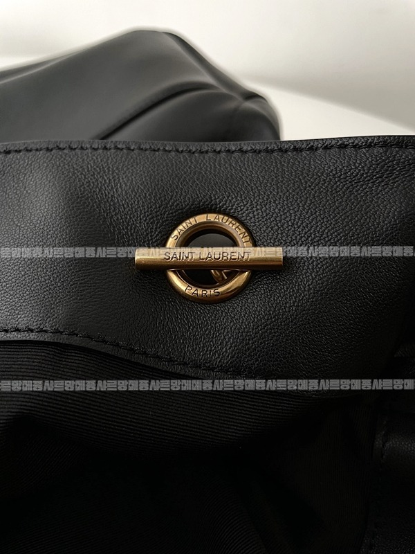 생로랑제이미포숑라지  20260417-100209-016.jpg