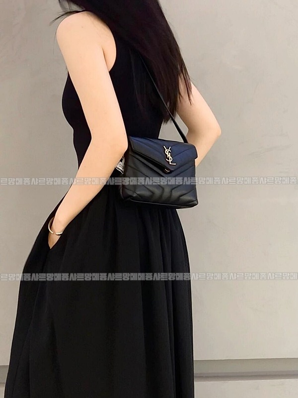 생로랑루루미니백  20260417-104956-024.jpg