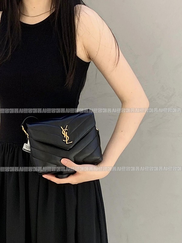 생로랑루루미니백  20260417-104957-027.jpg