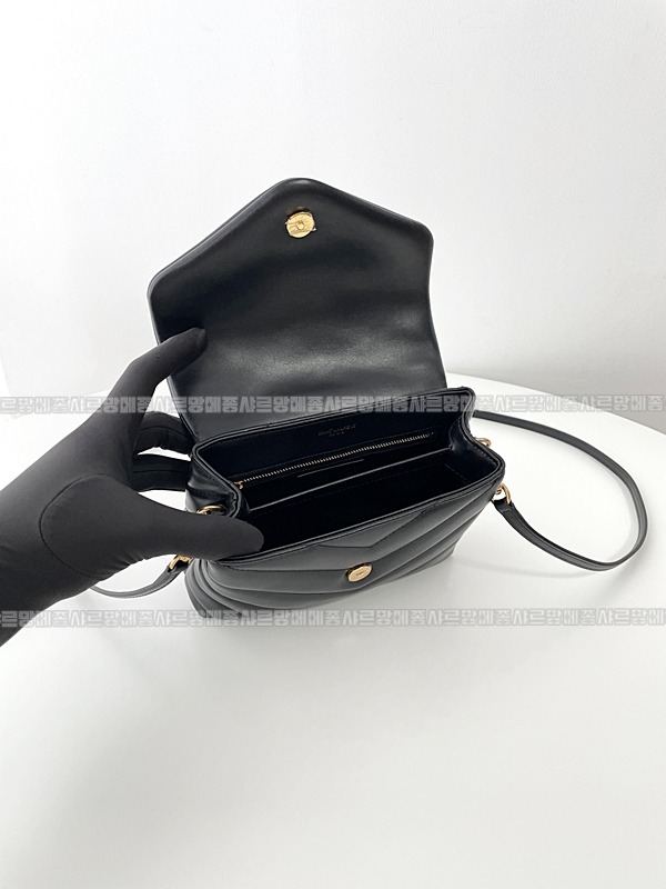 생로랑루루미니백  20260417-104952-007.jpg