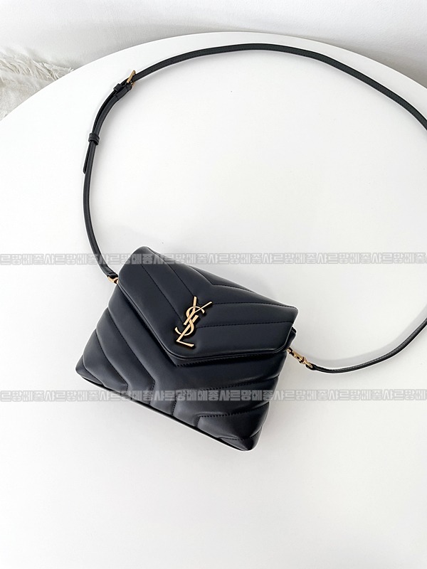 생로랑루루미니백  20260417-104953-009.jpg