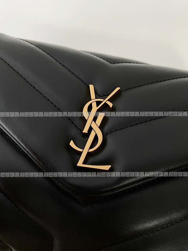 생로랑루루미니백  20260417-104953-010.jpg