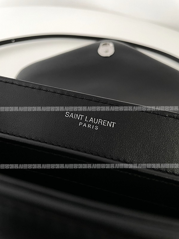 생로랑루루미니백  20260417-105745-013.jpg