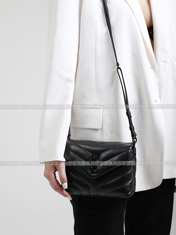 생로랑루루미니백  20260417-110109-026.jpg