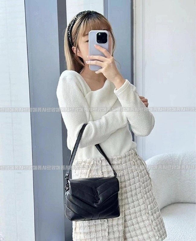 생로랑루루미니백  20260417-110109-028.jpg