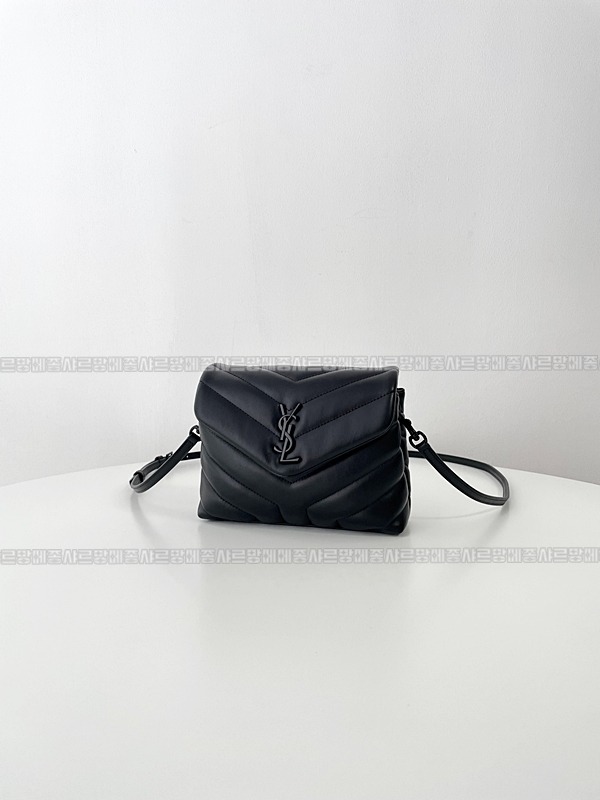 생로랑루루미니백  20260417-110105-002.jpg