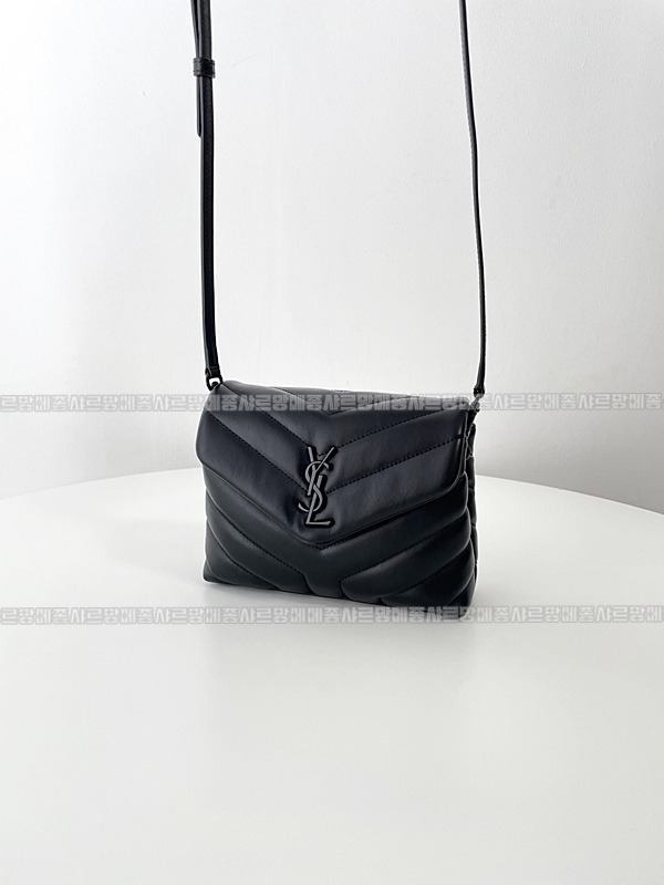 생로랑루루미니백  20260417-110106-008.jpg