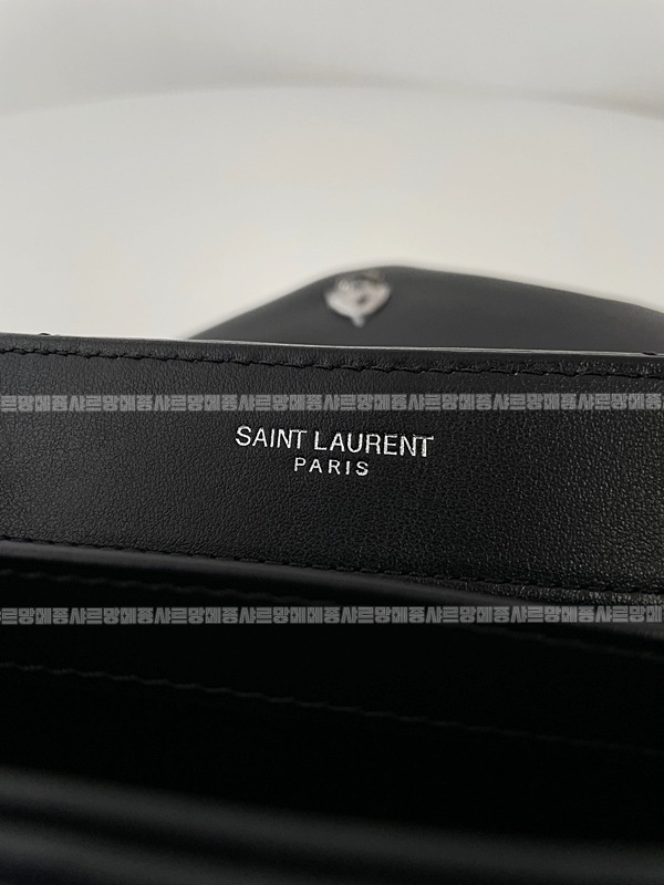 생로랑루루미니백  20260417-110107-013.jpg