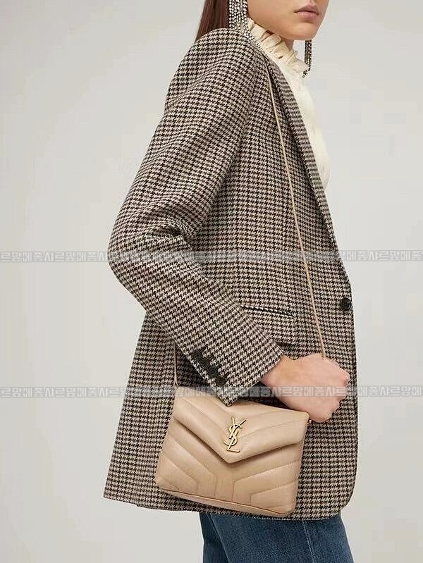 생로랑루루미니백  20260417-110720-020.jpg