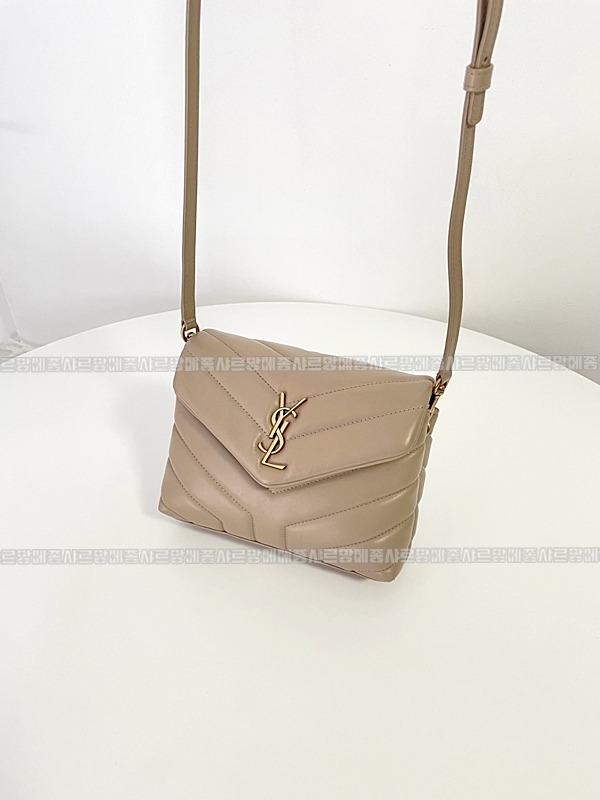 생로랑루루미니백  20260417-110718-008.jpg