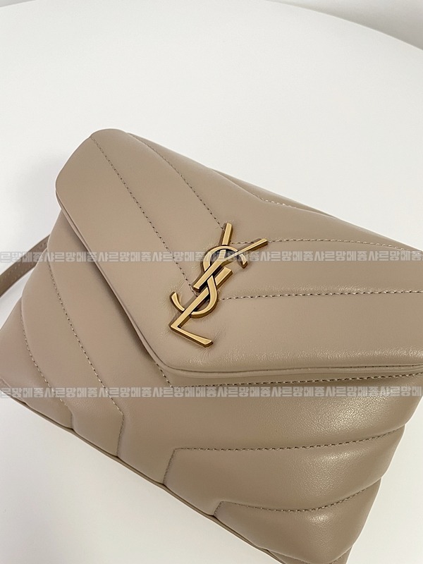 생로랑루루미니백  20260417-110718-010.jpg