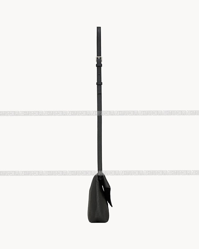 생로랑카산드라엔벨로프메신저백  20260417-112342-020.jpg