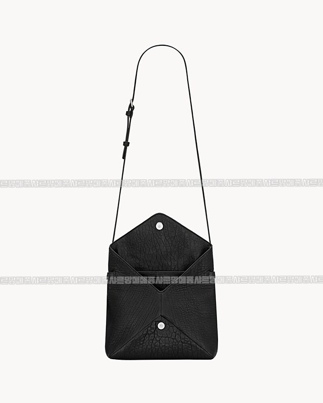 생로랑카산드라엔벨로프메신저백  20260417-112342-021.jpg