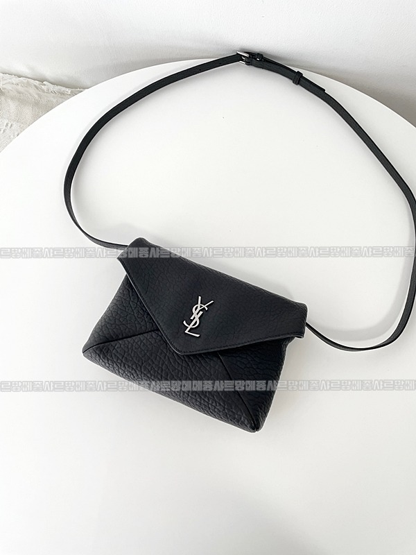 생로랑카산드라엔벨로프메신저백  20260417-112340-009.jpg