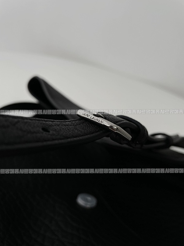 생로랑카산드라엔벨로프메신저백  20260417-112341-014.jpg