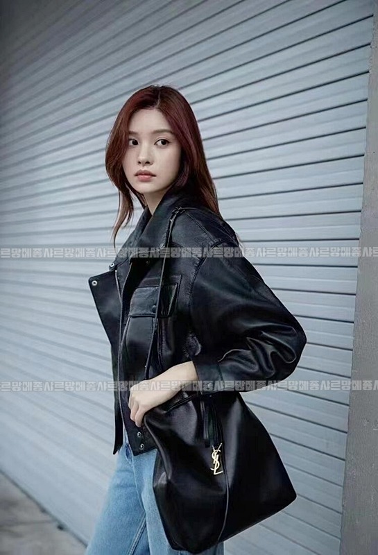 생로랑파리VII스몰  20260417-122525-019.jpg