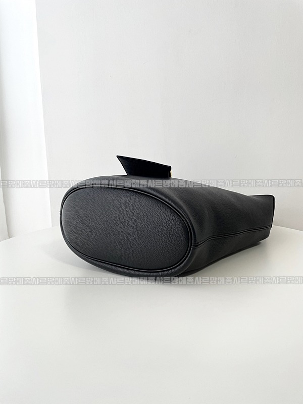 생로랑르5아7호보백  20260417-123212-005.jpg