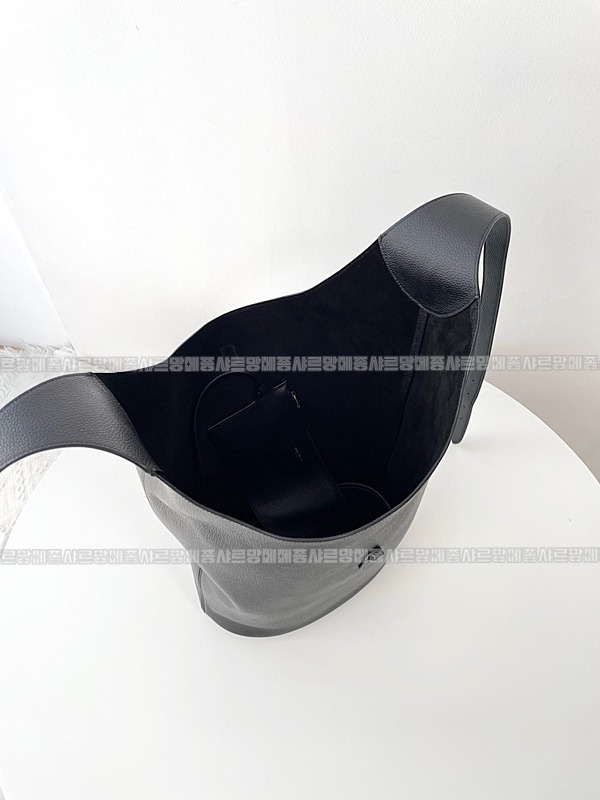 생로랑르5아7호보백  20260417-123212-007.jpg