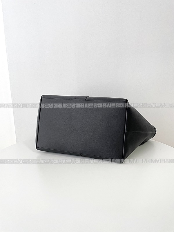 생로랑Y카바토트백  20260417-144647-005.jpg