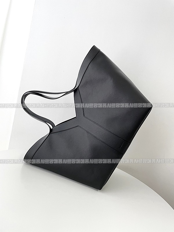 생로랑Y카바토트백  20260417-144647-009.jpg