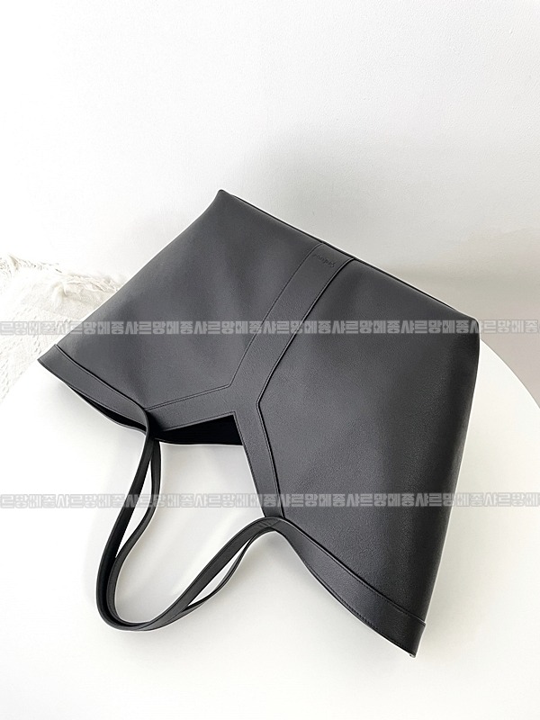 생로랑Y카바토트백  20260417-144647-008.jpg