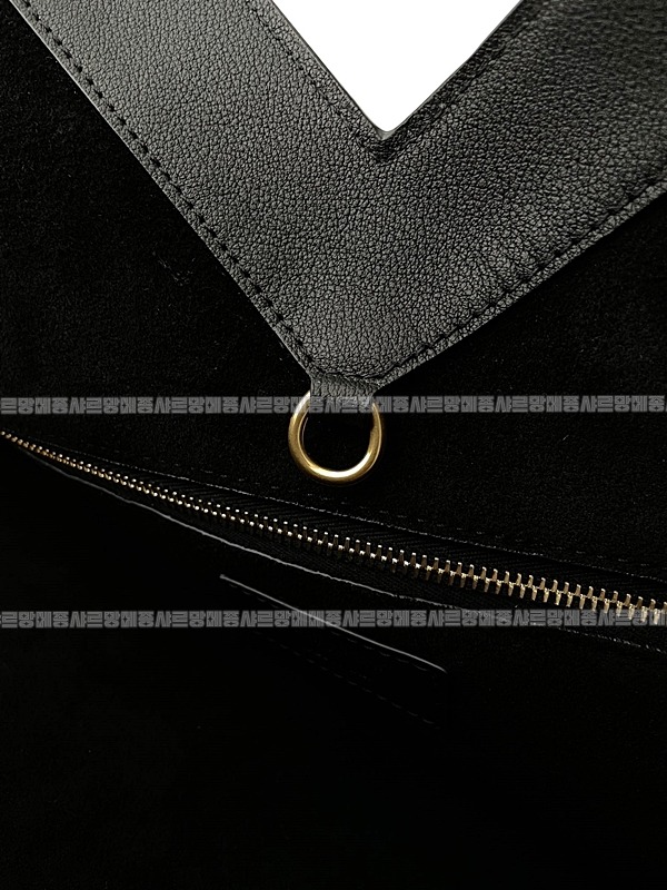 생로랑Y카바토트백  20260417-144649-015.jpg