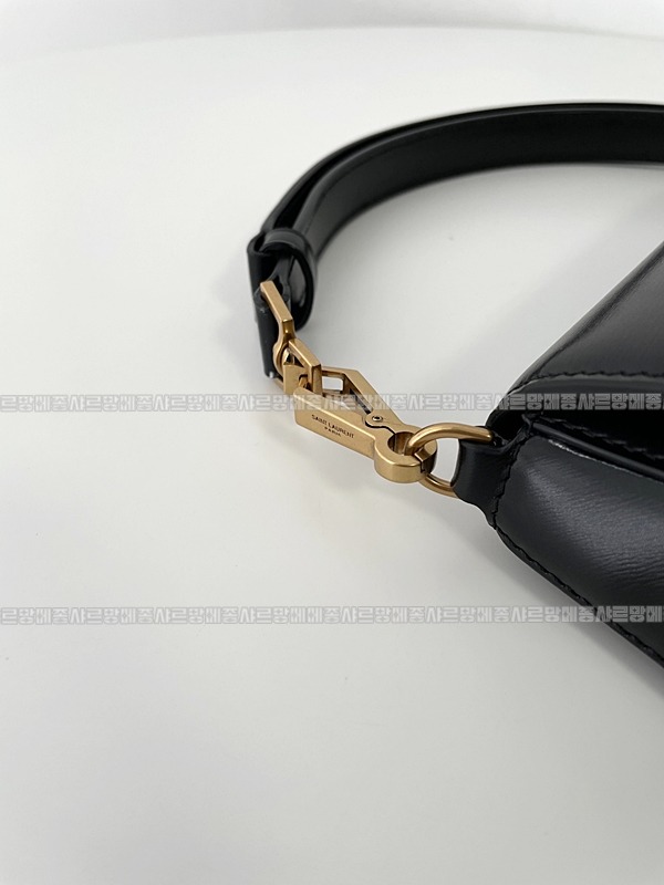 생로랑볼테르탑핸들숄더백  20260417-153829-015.jpg
