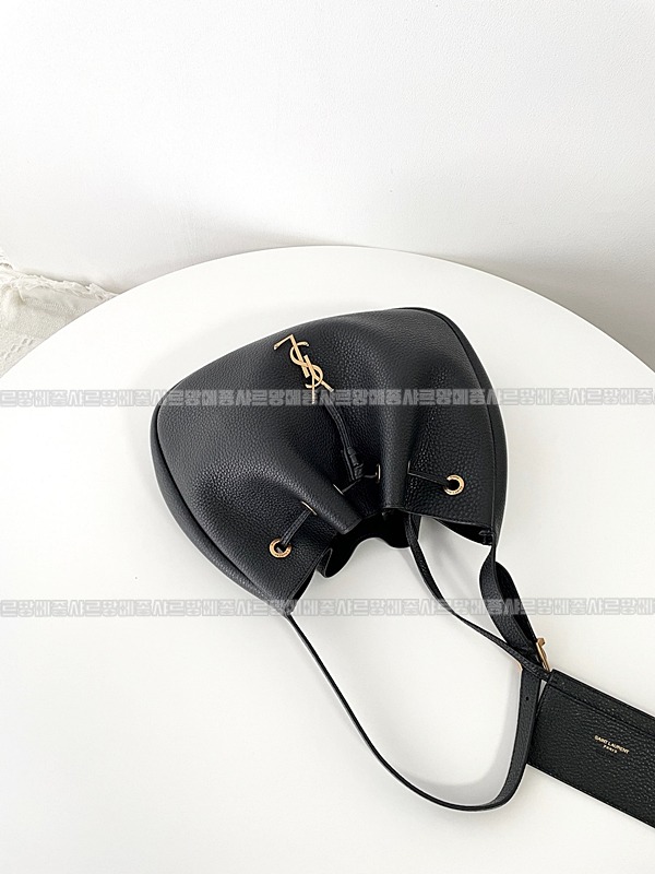 생로랑파리VII미디움  20260417-162818-008.jpg