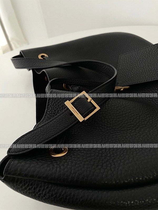 생로랑파리VII미디움  20260417-162819-014.jpg