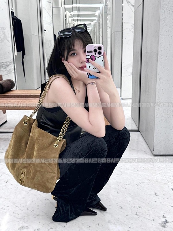 생로랑제이미4.3스웨이드백  20260417-164255-022.jpg