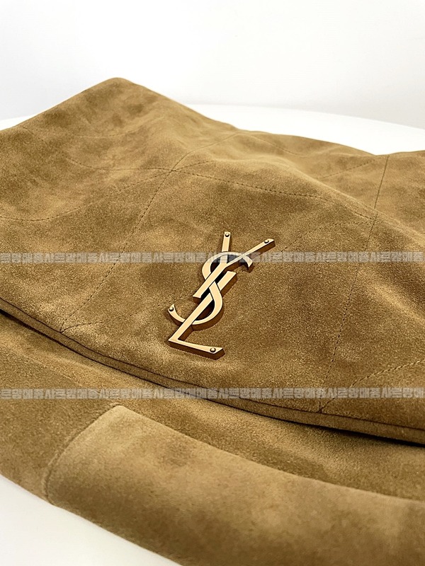 생로랑제이미4.3스웨이드백  20260417-164252-010.jpg