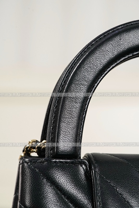 샤넬미니케리백  20260419,102533,012.jpg