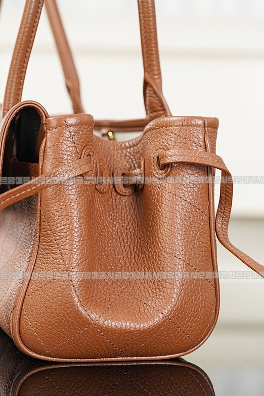 샤넬뉴시즌쁘띠카바스  20260419,104350,016.jpg