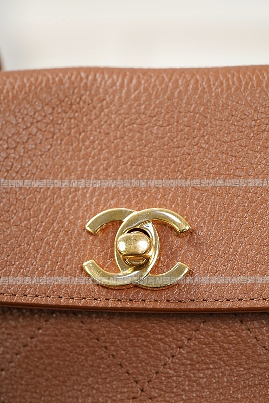 샤넬뉴시즌쁘띠카바스  20260419,104350,018.jpg