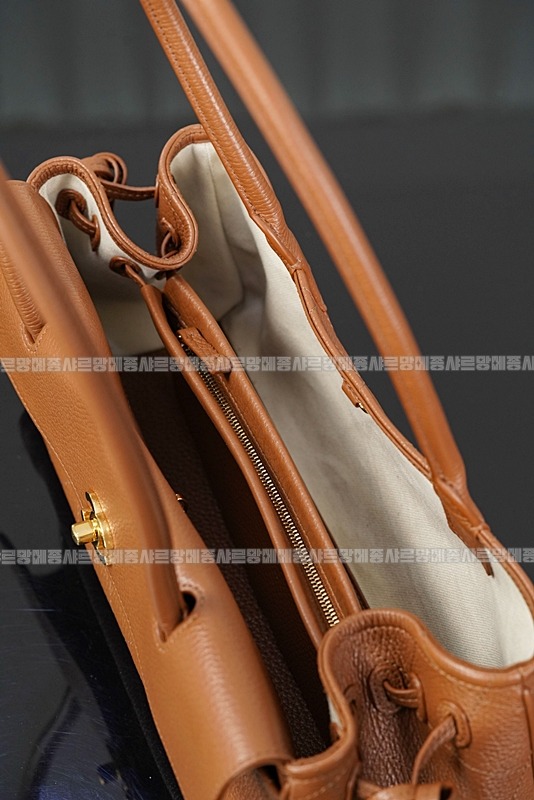 샤넬뉴시즌쁘띠카바스  20260419,104351,022.jpg