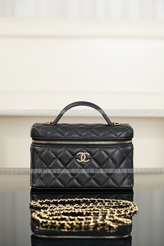 생로랑26P텁핸둘포쉐트베니티백  20260419,101256,004.jpg