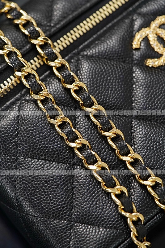 생로랑26P텁핸둘포쉐트베니티백  20260419,101257,013.jpg