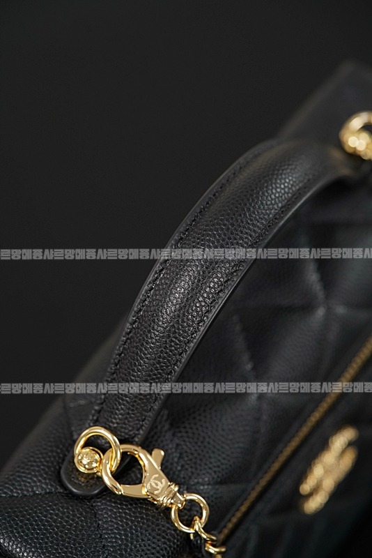 생로랑26P텁핸둘포쉐트베니티백  20260419,101258,022.jpg