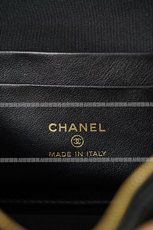 생로랑26P텁핸둘포쉐트베니티백  20260419,101259,024.jpg