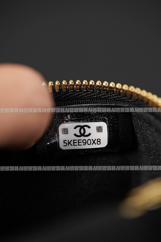 생로랑26P텁핸둘포쉐트베니티백  20260419,101259,023.jpg