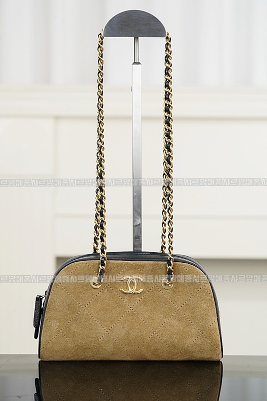 샤넬26P스웨이드볼링백  20260419,110112,001.jpg